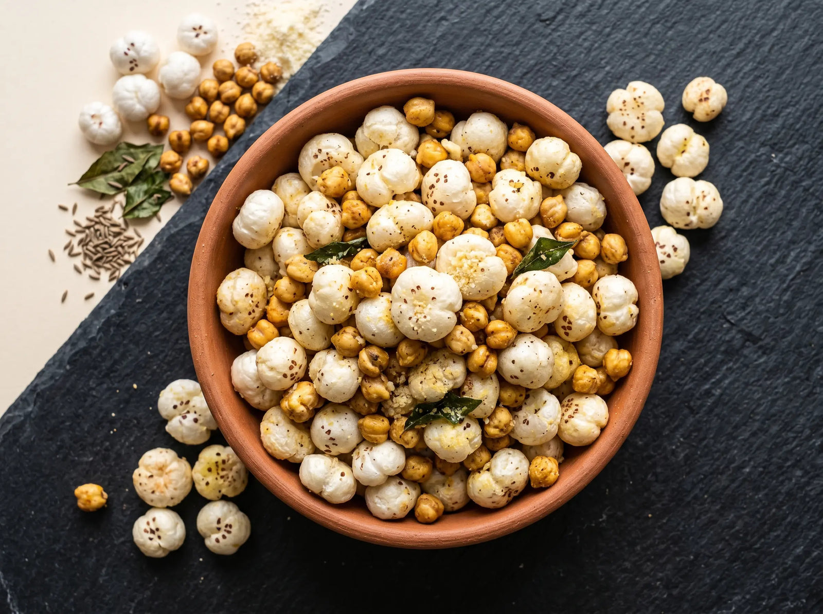 Cheesy makhana-chana “popcorn” mix — the wholesome crunch for chip-and-popcorn cravings (2–5 years)